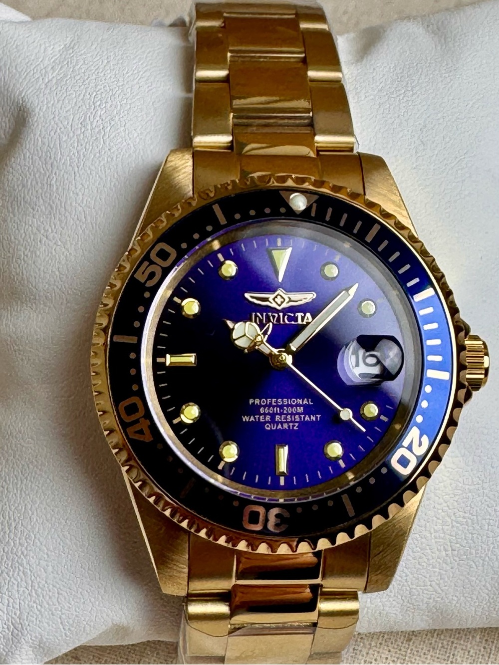 Invicta Pro Diver Blue Dial/Gold-tone Bezel 37.5mm Quartz Dive Watch 8937OB NWT